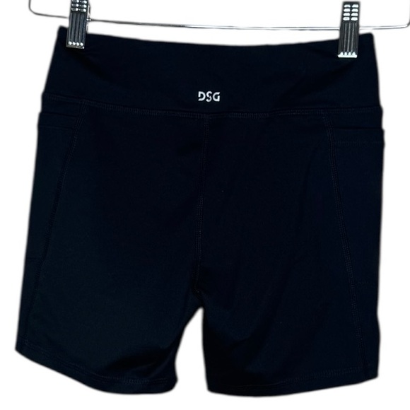 DSG Black Athletic Shorts Form-Fitting Stretch - Picture 1 of 4